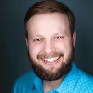 Meet your Posher, Troy